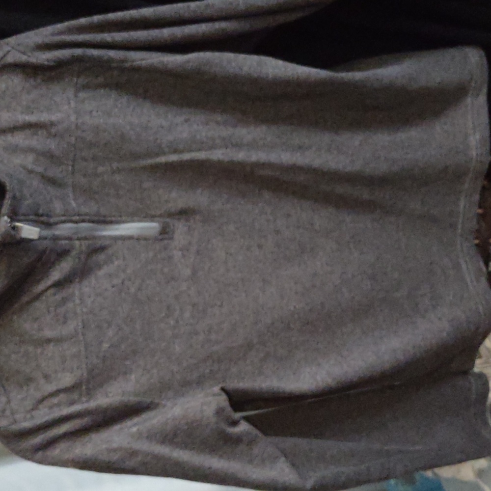 Boys under armour long sleeve grey shirt size YXS
